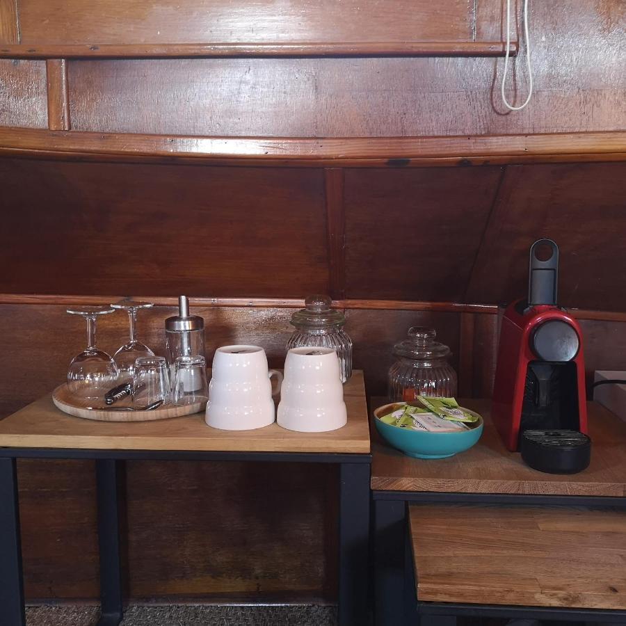 アヴィニョン Peniche Althea Bed & Breakfast エクステリア 写真